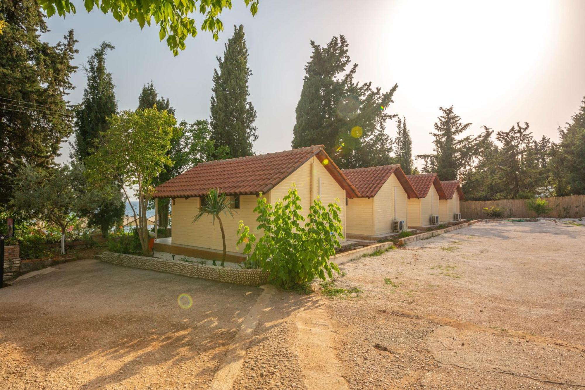 Lodges Shen Nikolla Dhermi Exterior photo