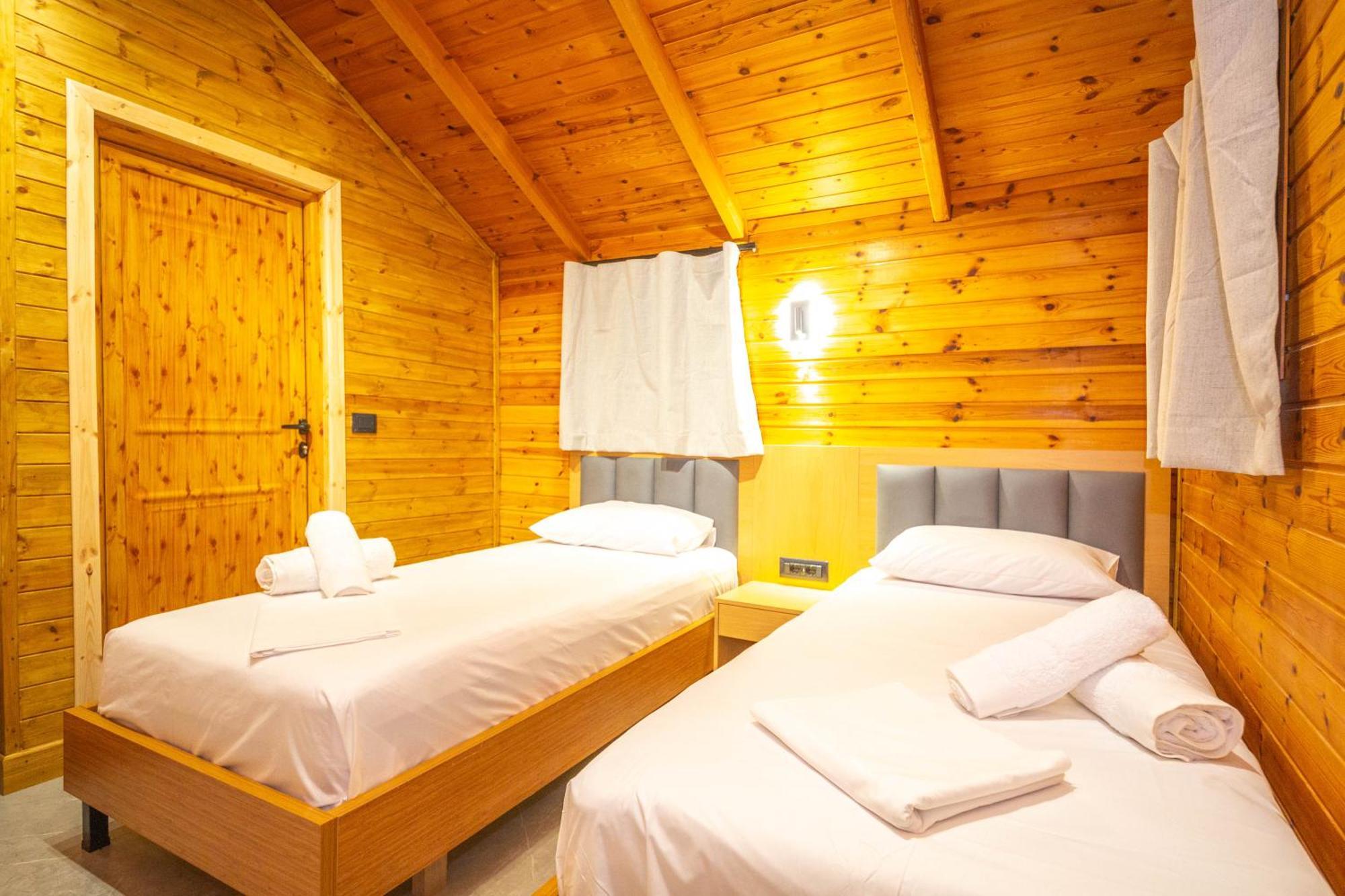 Lodges Shen Nikolla Dhermi Exterior photo