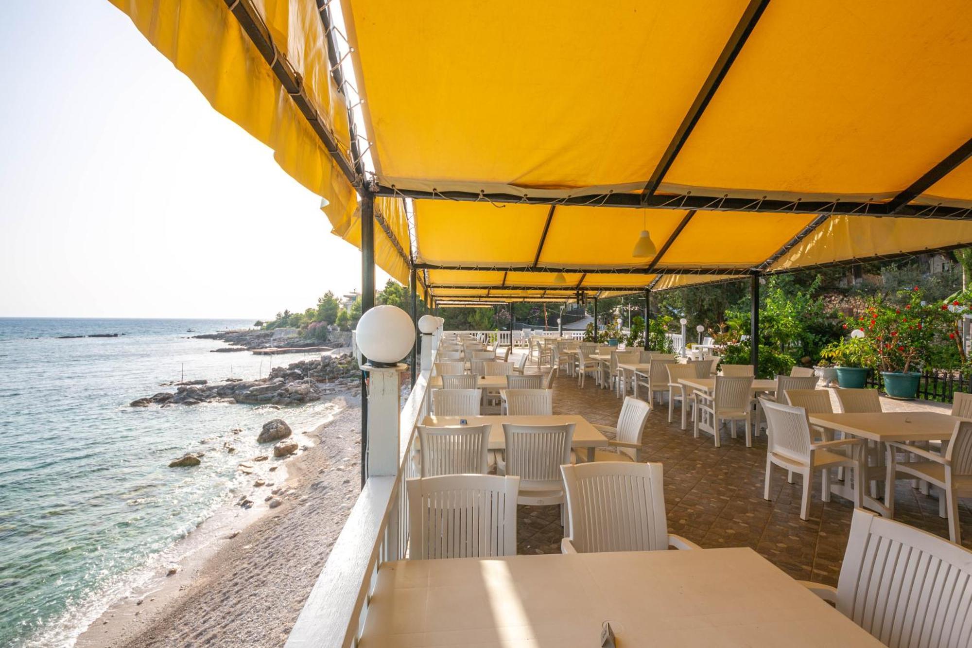 Lodges Shen Nikolla Dhermi Exterior photo